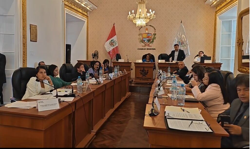 Se busca mejorar y ampliar la capacidad operativa y funcional de los establecimientos de salud en sus diferentes niveles y categorías, en beneficio de los pobladores de las 12 provincias.