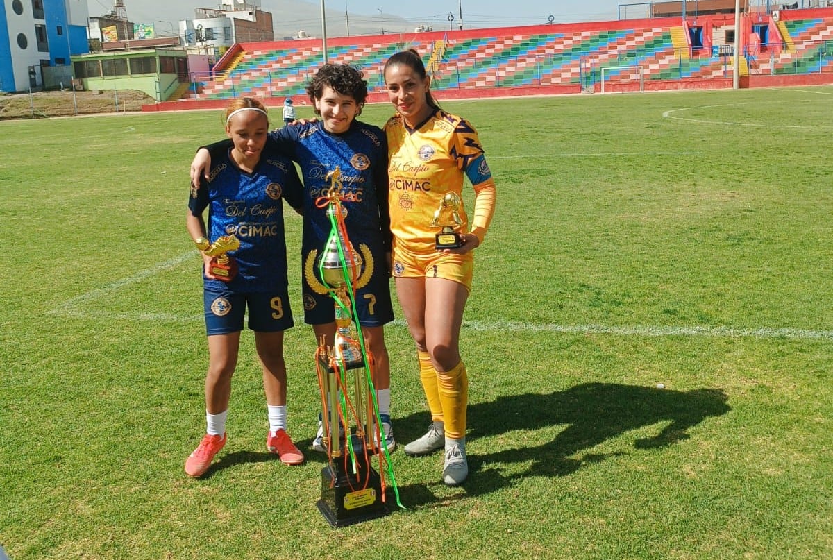 Las mejores futbolistas de la Liga de Ascenso Femenino en Arequipa (Foto: Vicente Medina)