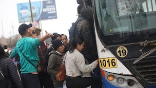 Caos vial hace que vecinos de Mi Perú, Santa Rosa y Ancón pierdan hasta 3,7 años en viajes al trabajo