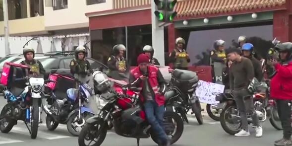 Aseguran que la medida no resuelve la inseguridad y afecta sus condiciones laborales. FOTO: CAPTURA CANAL N.