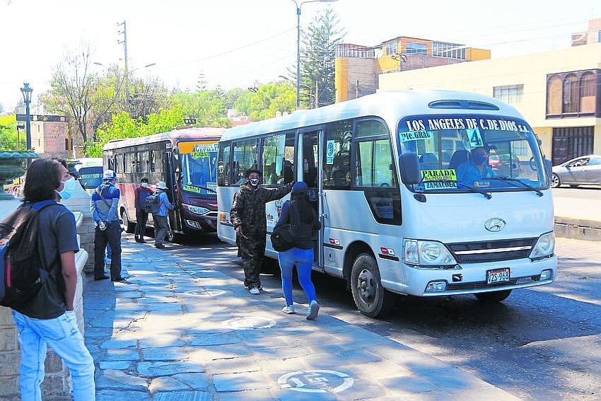 Buses de transporte urbano. Foto: GEC