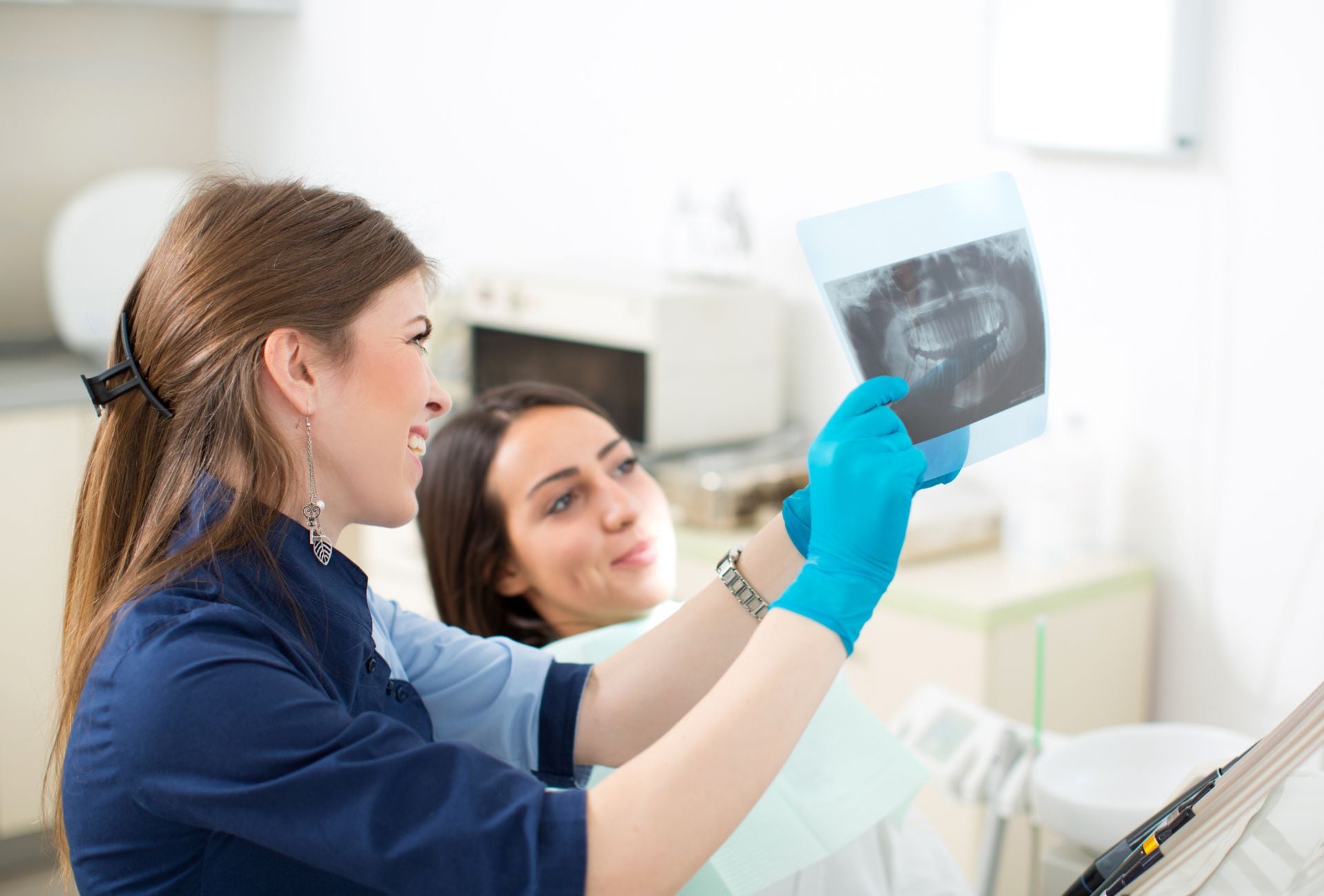 Especialistas recomiendan iniciar el año con controles odontológicos y hábitos preventivos para evitar enfermedades bucales y tratamientos complejos.