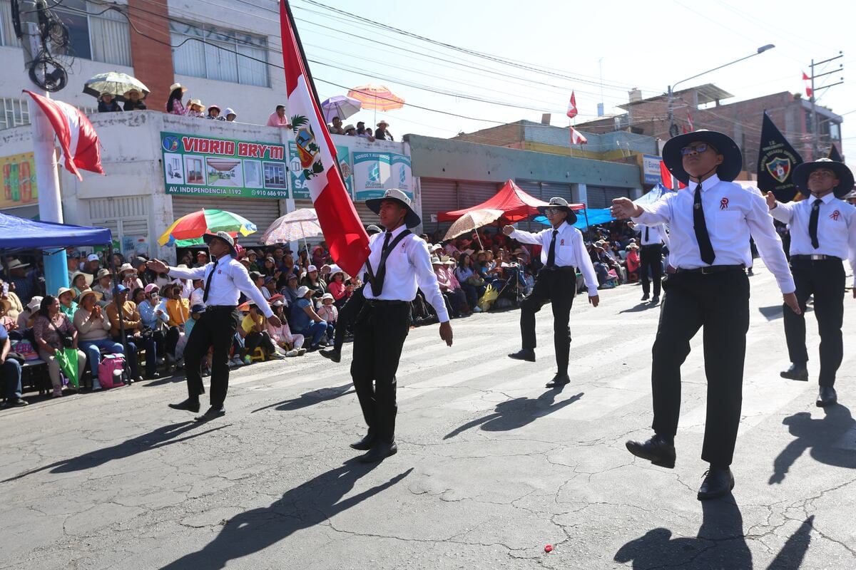 Son más de 30 delegaciones que participarán en este desfile Cívico Militar este sábado por Fiestas Patrias (Foto: GEC)