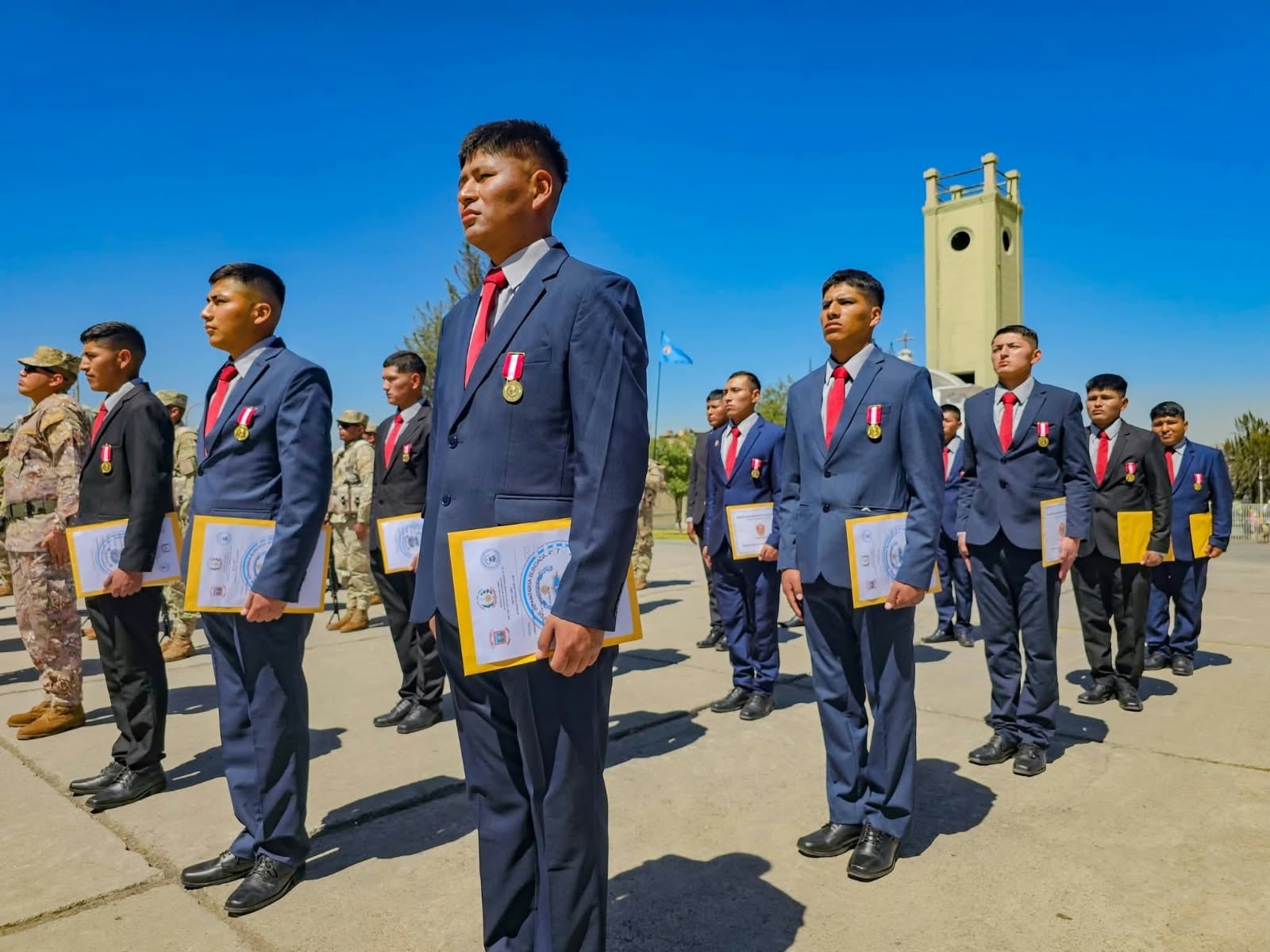 Soldados dejaron los uniformes del servicio militar