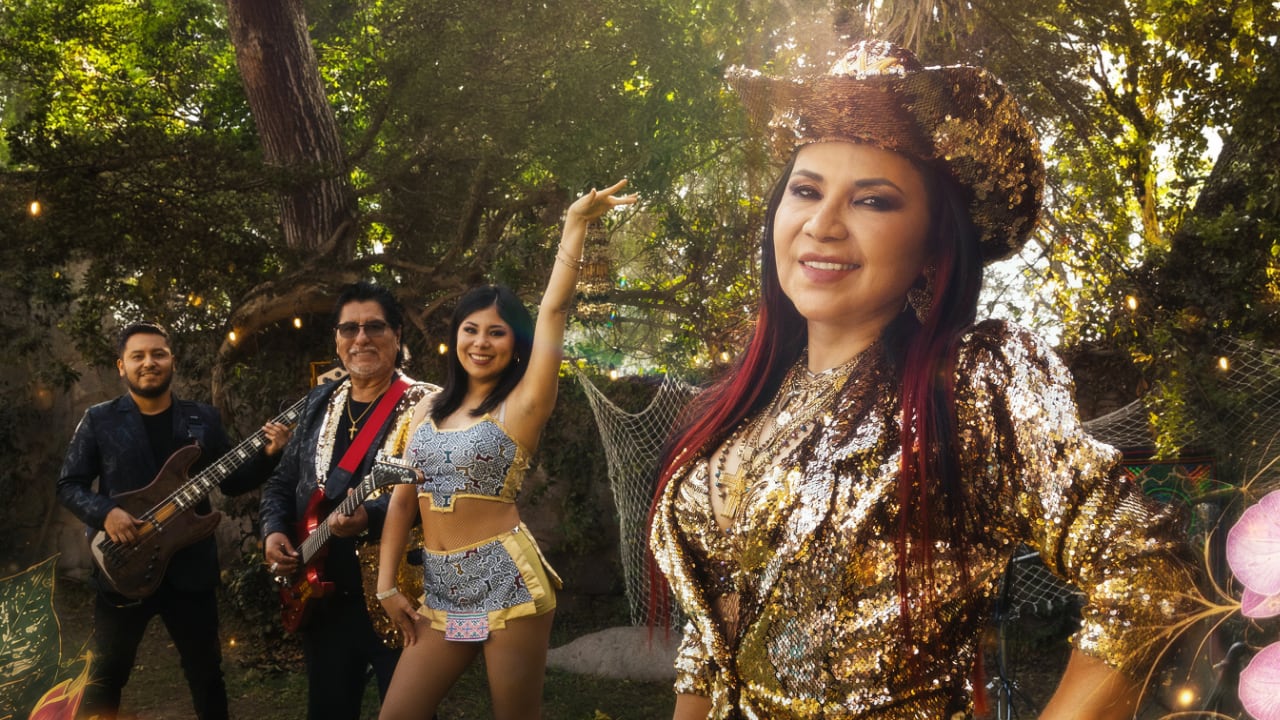 La cantante peruana lanzó una renovada interpretación de uno de los temas más representativos de su carrera. El estreno coincide con el aniversario de fundación de Puerto Maldonado, ciudad donde nació la artista.