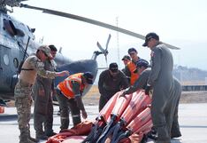 Piura: La Fuerza Aérea apoya acciones para controlar el incendio forestal en Ecuador