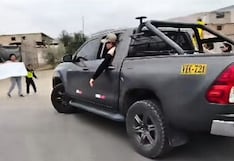 Comitiva del Gobierno Regional de Arequipa huye de reclamos por obras inconclusas en Bella Unión (VIDEO)