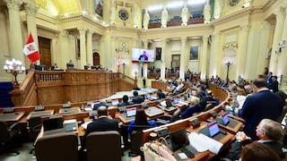 Senado elige a Oswaldo Molina, José Ricardo Stok y Juan José Marthans como directores del BCR