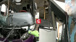 SJL: bus del corredor morado impactó contra una columna de la estación del Metro de Lima y dejó 8 heridos