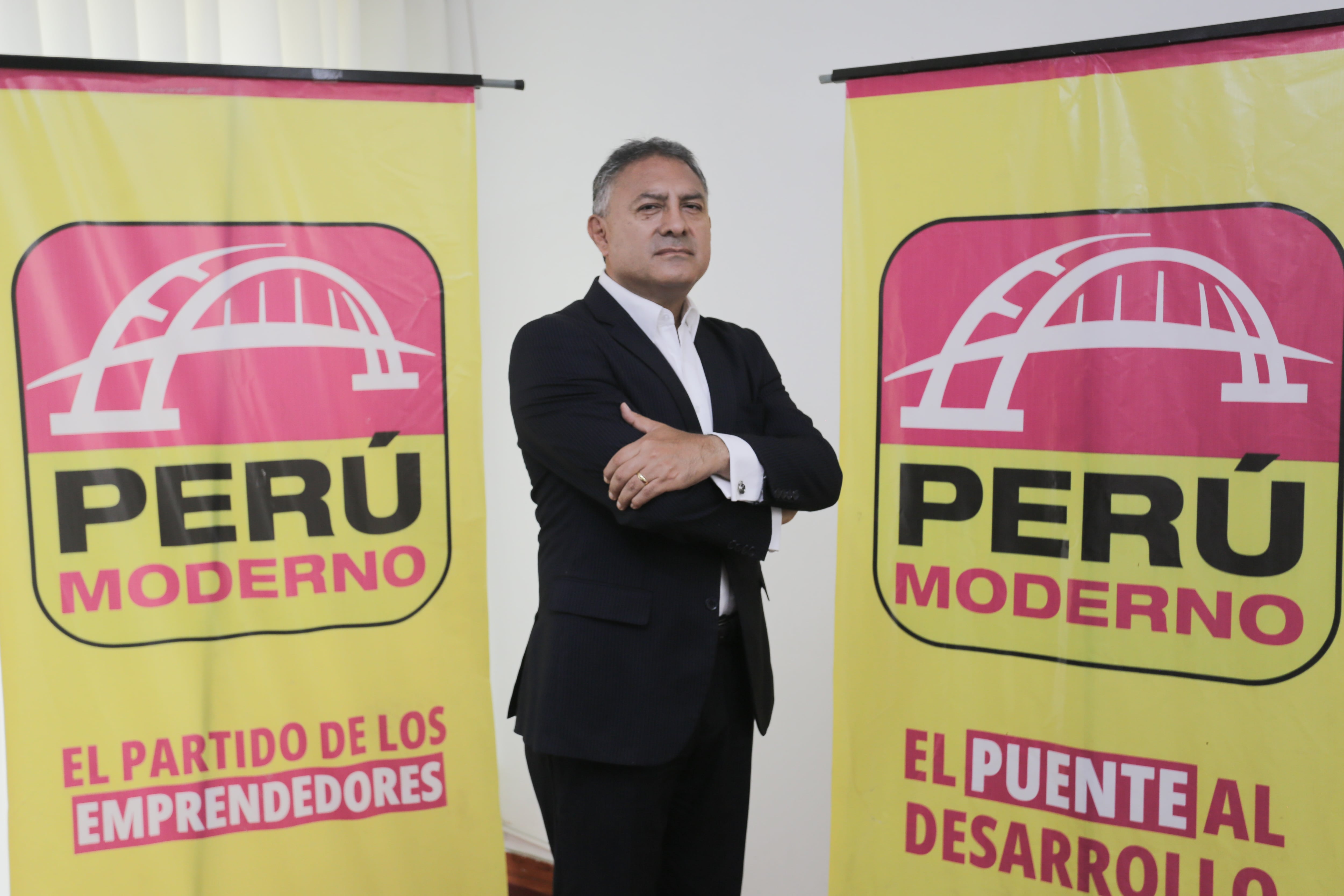 Carlos Jaico, candidato presidencial de Perú Moderno, dice haber tenido un buen recibimiento en sus viajes a regiones. (Foto: Gerardo Marín)