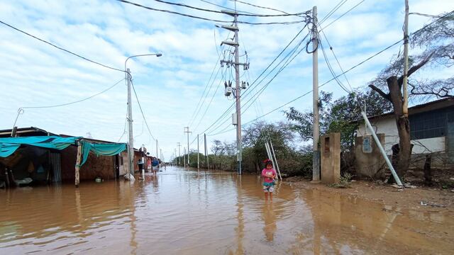 Lambayeque: Ríos La Leche y Motupe se desbordan dejando a decenas de familias aisladas