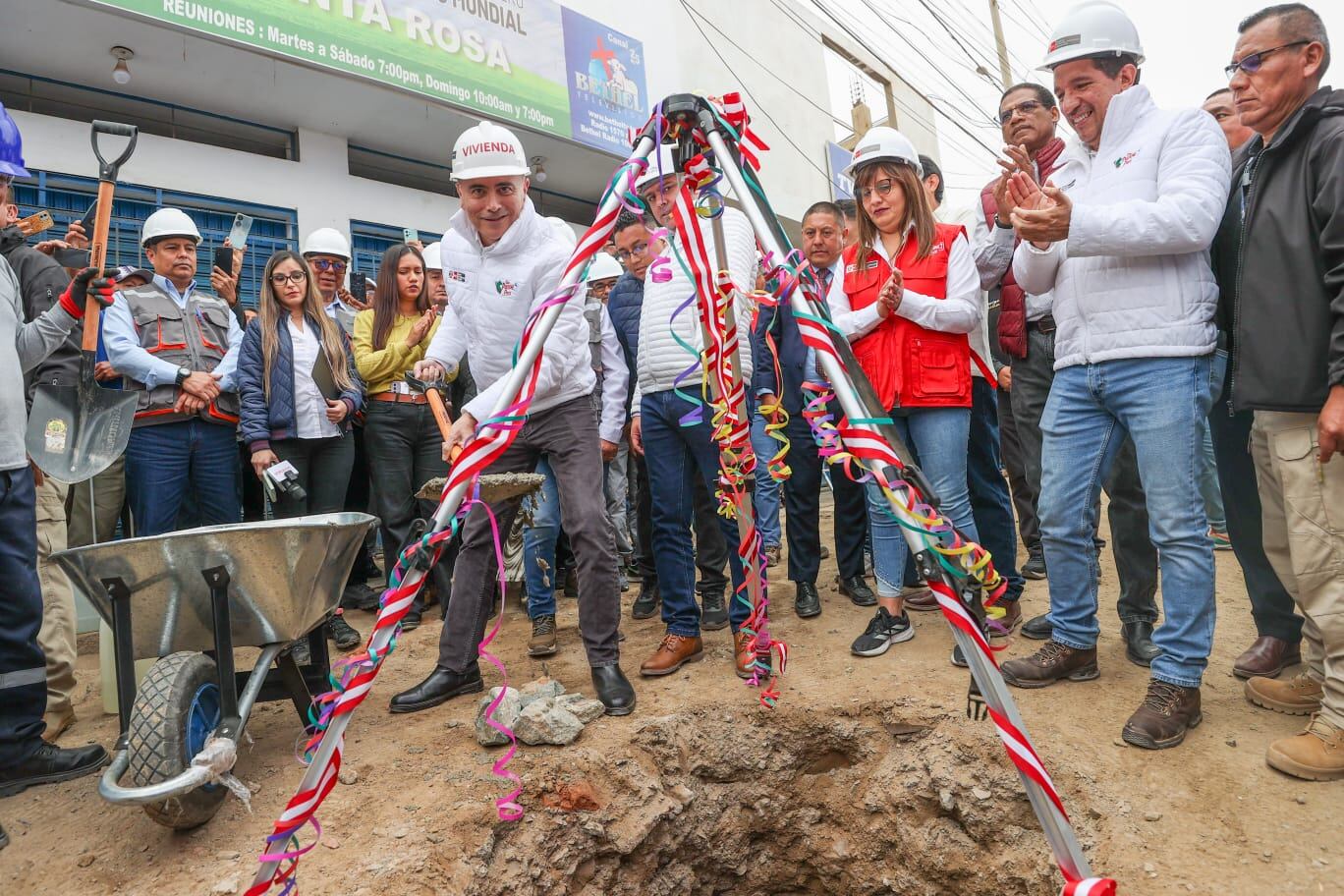 La presidenta Boluarte aseguró que este año, el Perú tendrá aproximadamente 7 mil millones de dólares en inversión pública.