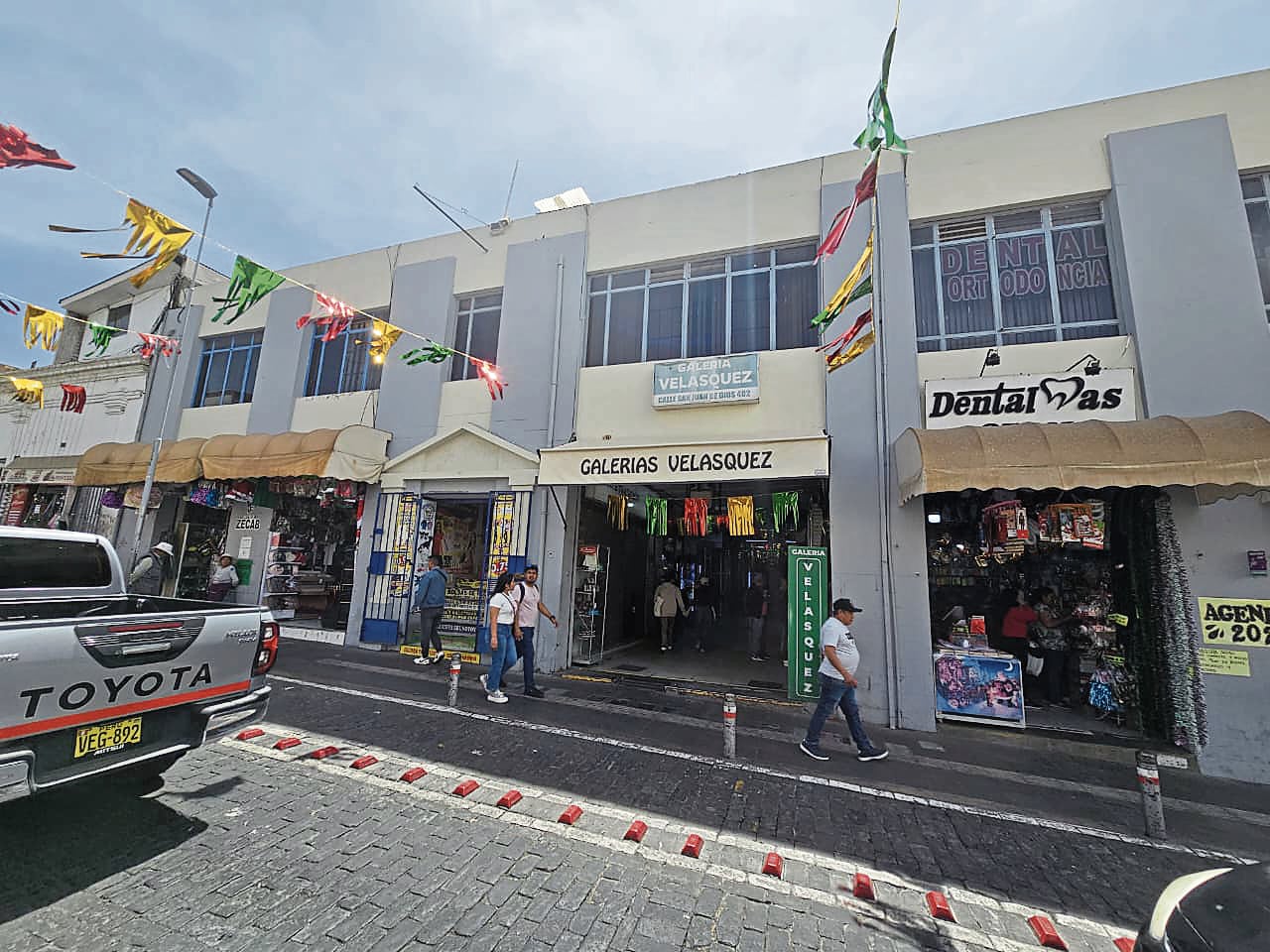 Comerciantes del Cercado de Arequipa piden más presencia de policías en las calles. (Foto: Yunsu Pariapaza/@photo.gec)