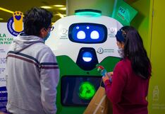 Economía circular en acción: startups peruanas reciclan 500 mil botellas con robots e internet gratis