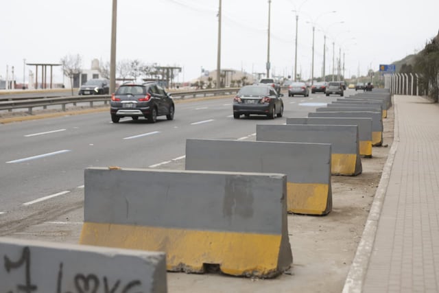 Costa Verde: conductores usan zonas prohibidas como estacionamientos en San Miguel (Fotos: Mario Zapata/GEC)