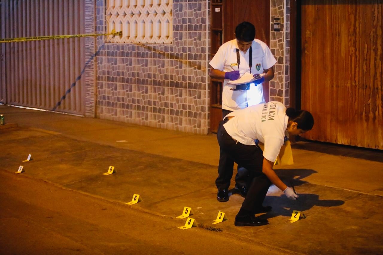 PNP recolectó al menos 10 casquillos de bala en la zona del ataque.