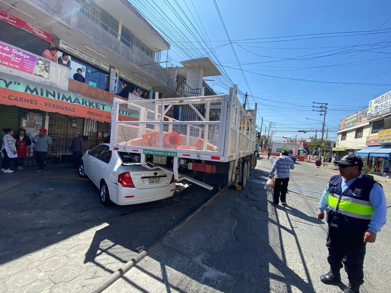 Choque múltiple en Socabaya. (Foto: GEC)