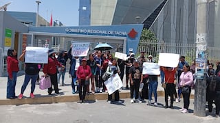 Padres en Tacna exigen que se concluya obra de colegio paralizada por falta de pago