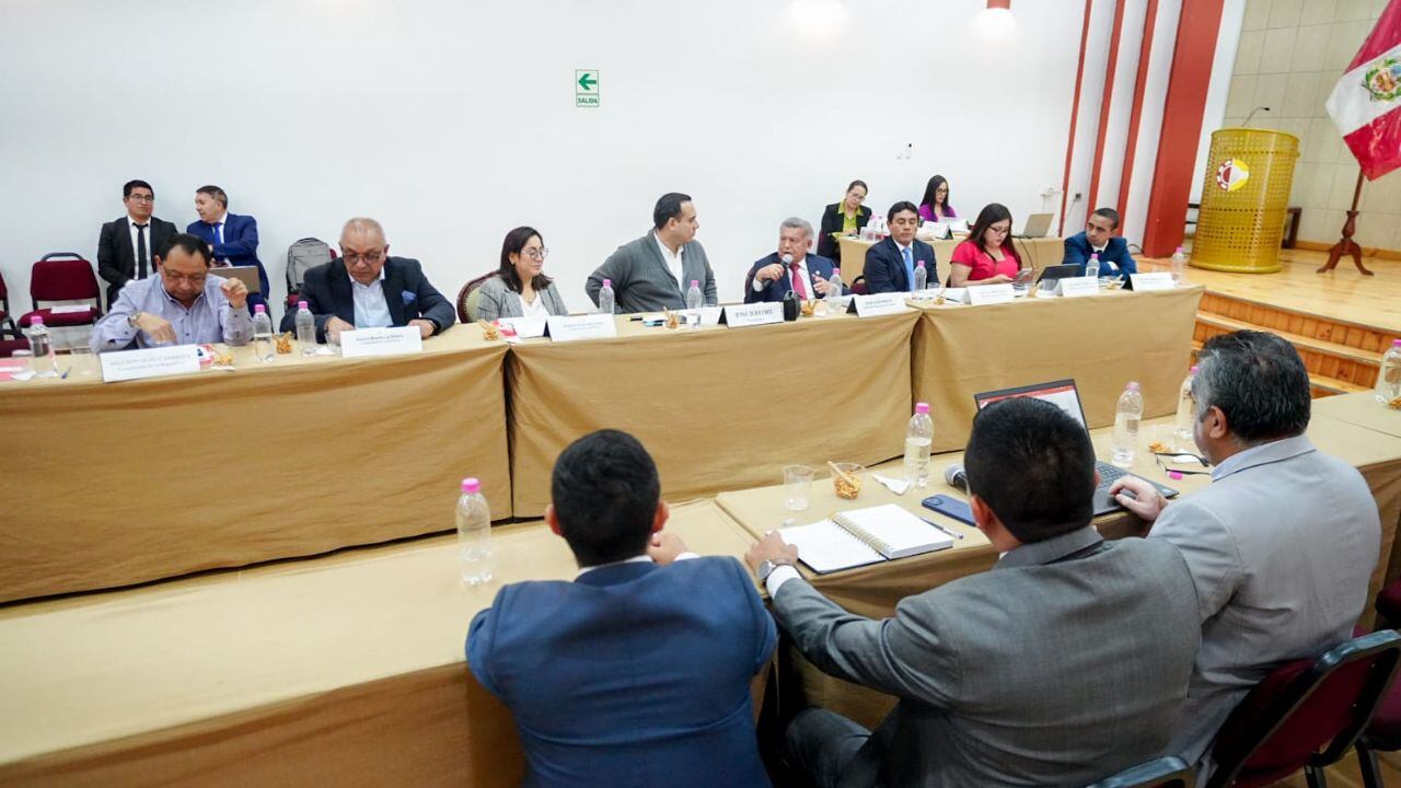 Región tiene un déficit de 8,500 profesionales en el sector salud y 900 en educación, por lo que se pide invertir el 20% del Foncor en esos gastos.