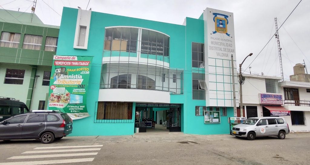 Palacio municipal de Deán Valdivia. Foto: CGR.