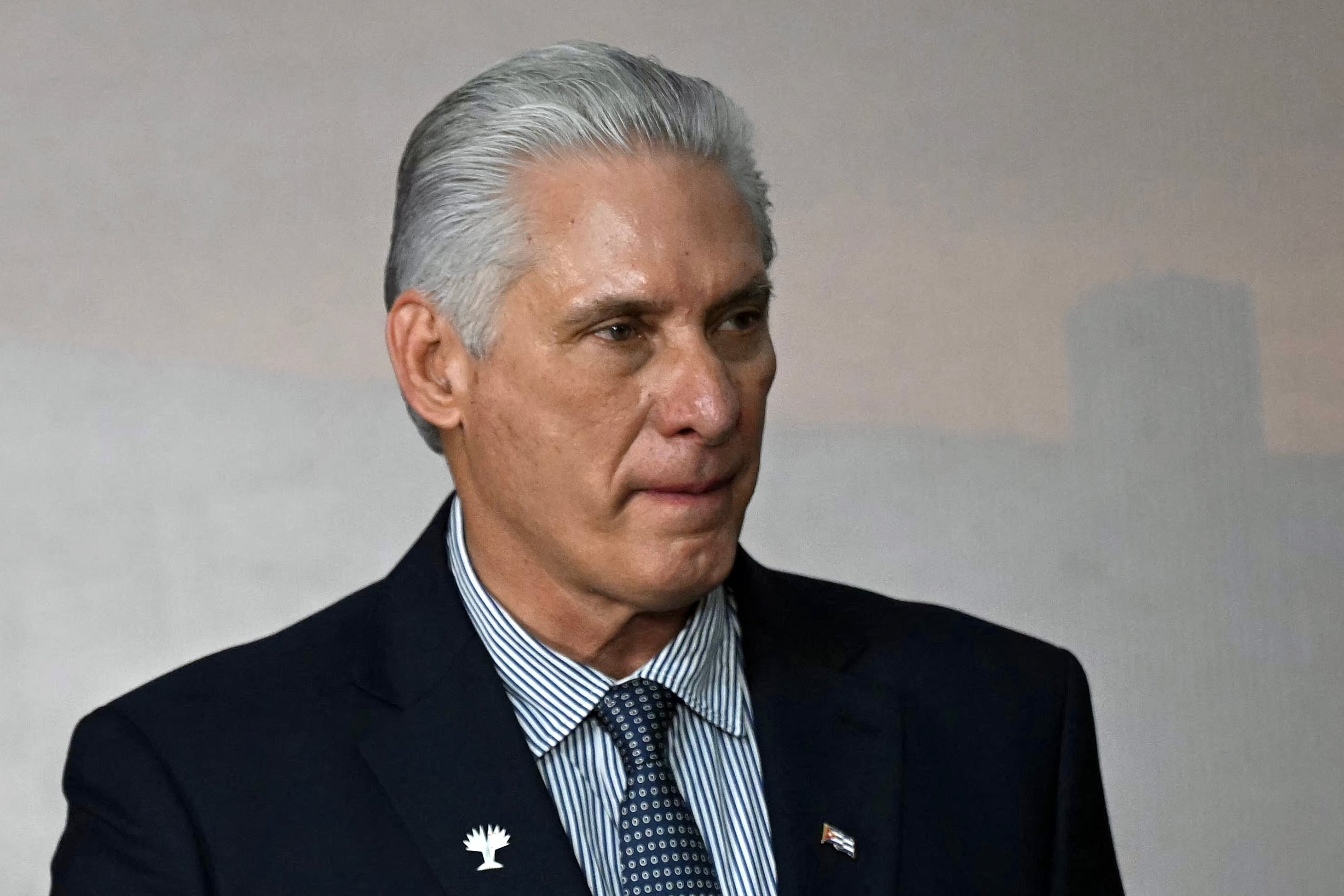 La declaración se produce en medio de tensiones crecientes entre La Habana y Washington tras declaraciones del mandatario estadounidense y acontecimientos regionales. (Photo by Mauro PIMENTEL / AFP) / NO USE AFTER FEBRUARY 11, 2026 03:00:00 GMT