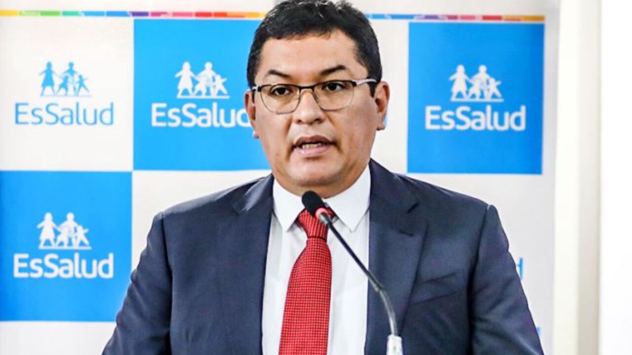Arturo Orellana: Denuncian a presidente de EsSalud por negligencia médica tras intervención quirúrgica.