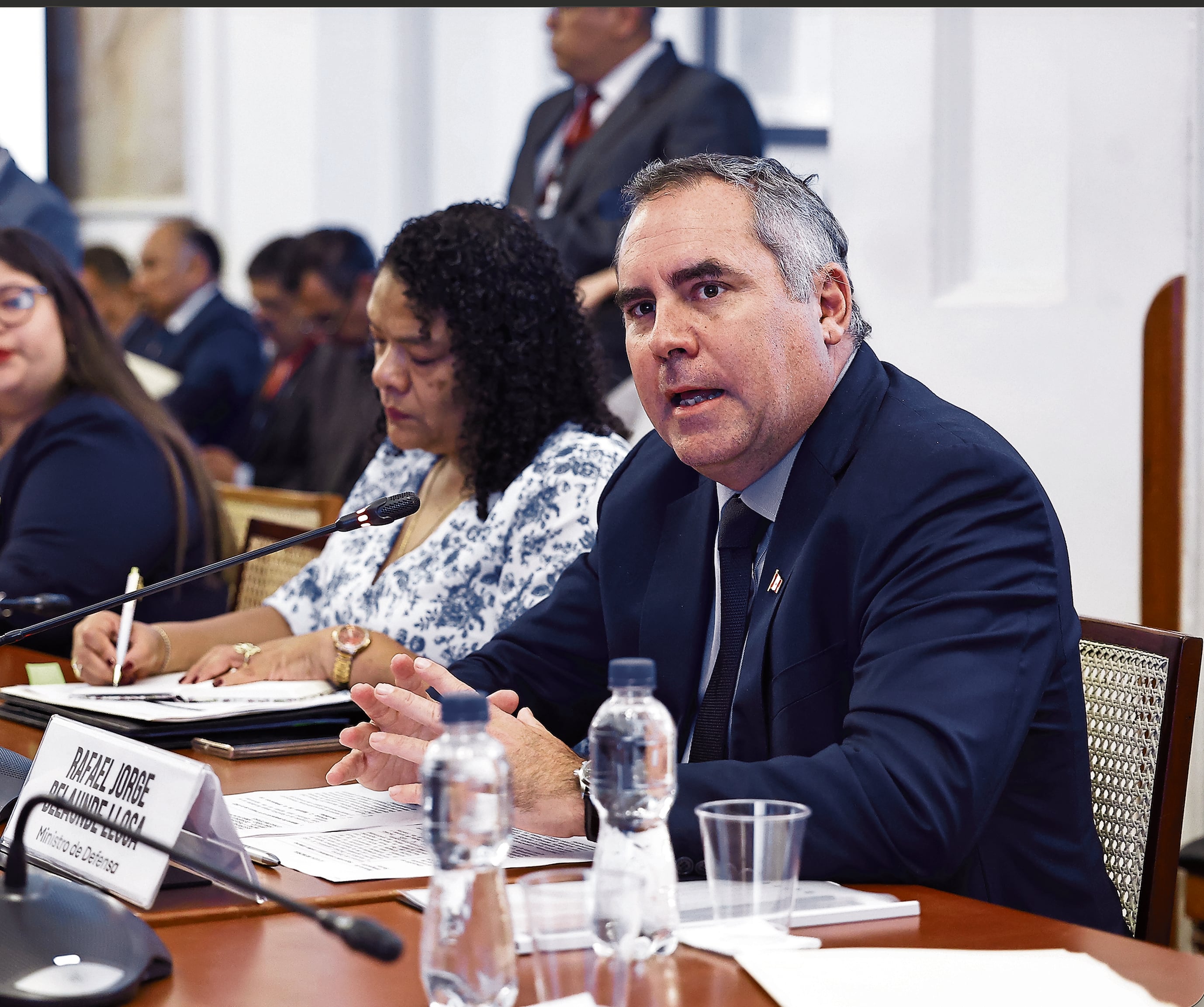 “Yo creo que hay ánimo, hay apertura y hay interés de intercambiar puntos de vista. Me ha parecido una reunión con un ánimo muy receptivo y constructivo", dijo Rafael Belaunde, ministro de Defensa. (Foto:GEC)