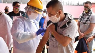 Reclusos del penal Sarita Colonia se vacunaron contra la influenza y neumococo 