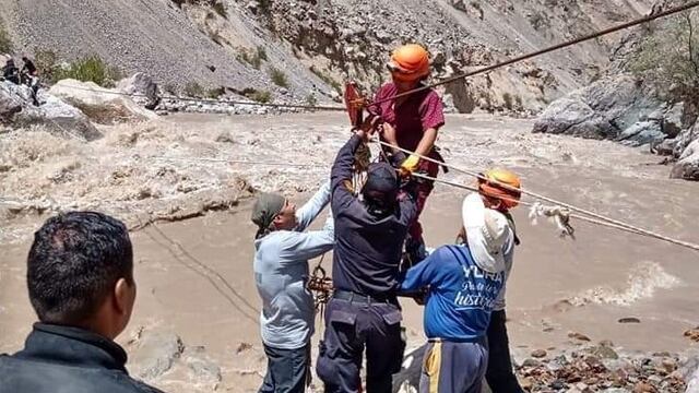 Arequipa: Hombre queda atrapado en la Mina Gallo de Oro tras deslizamiento de rocas
