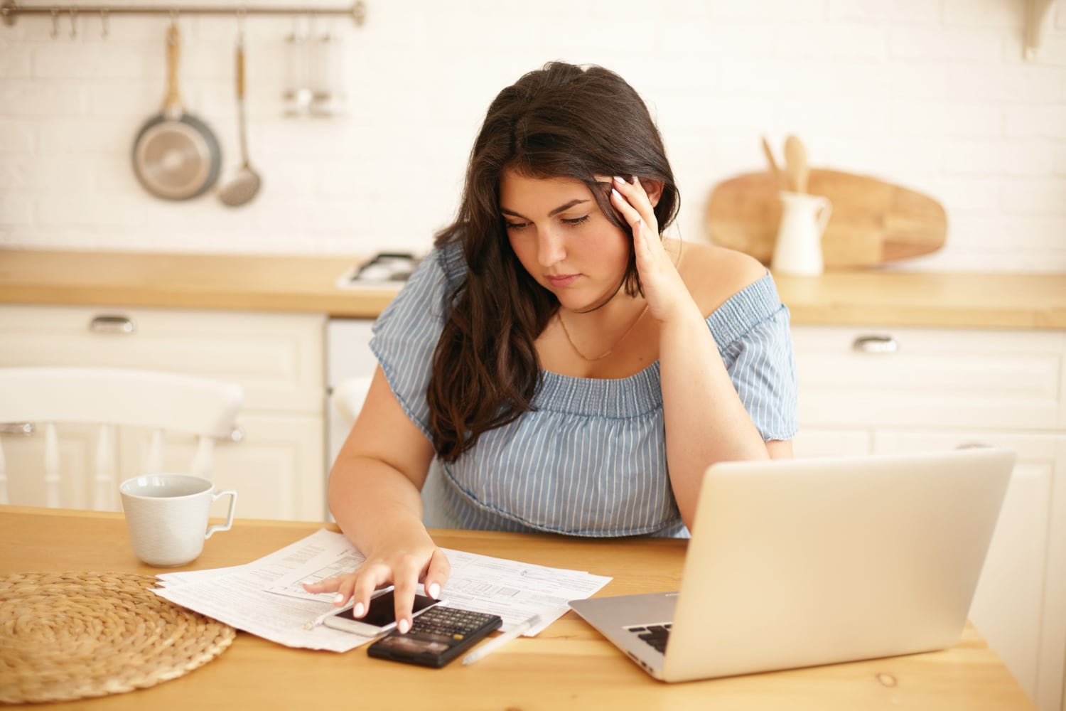 Especialistas recomiendan mantener actividad financiera responsable y revisar periódicamente el reporte crediticio para acceder a más oportunidades en el sistema.