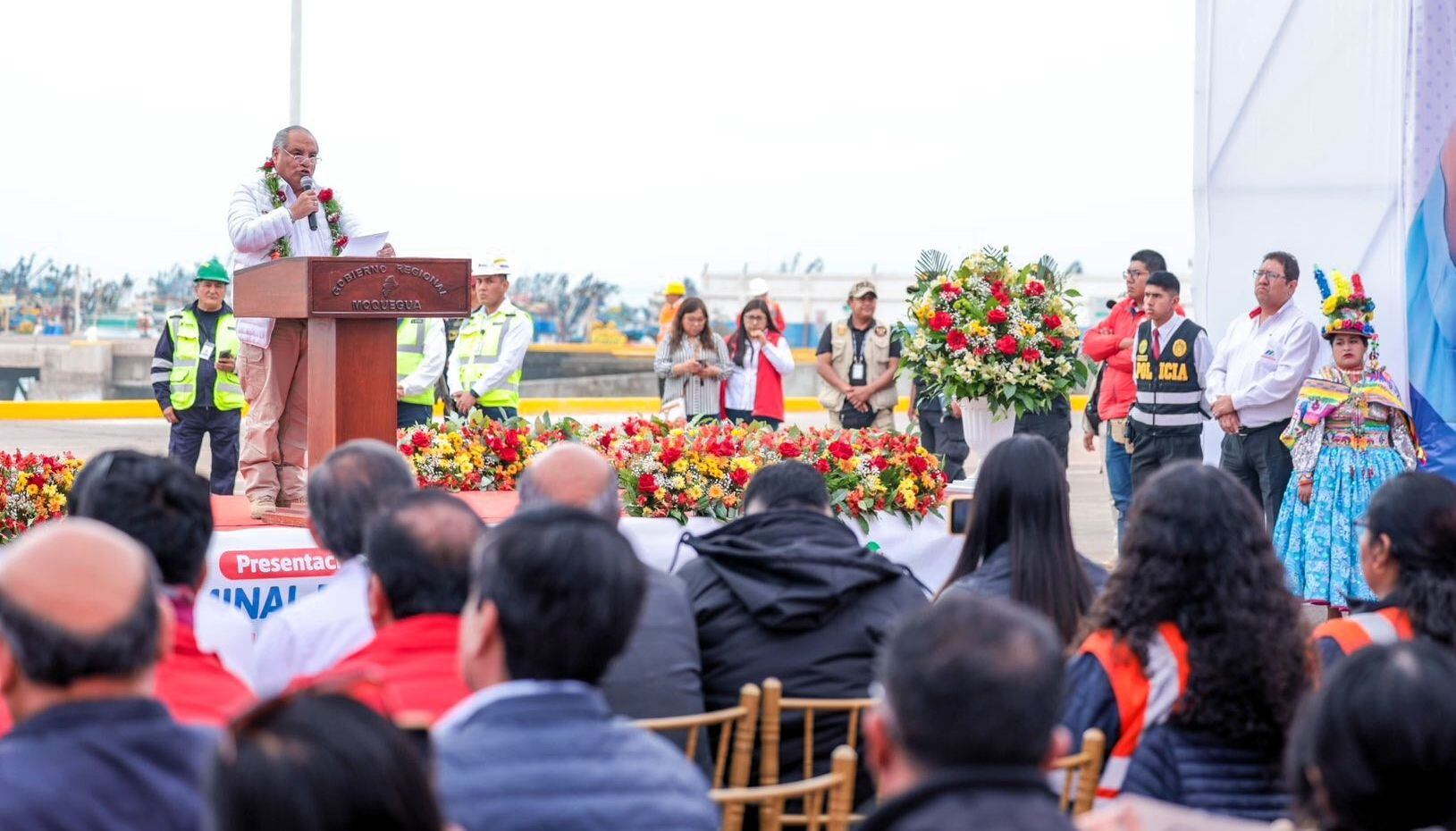 El titular del Ministerio de Transportes y Comunicaciones César Sandoval encabezó ceremonia. (Foto: Difusión)