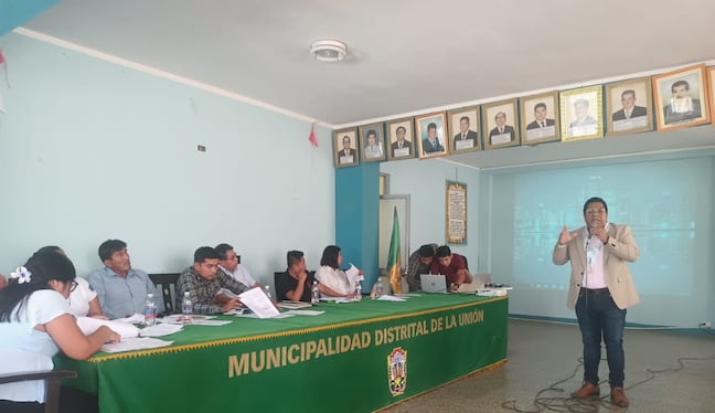 Suspenden a alcalde de La Unión