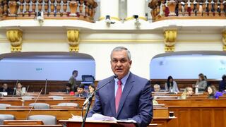 Nueve bancadas presentan segunda moción de censura contra el ministro del Interior