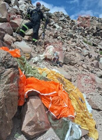 Se halló un paracaídas a cuatro kilómetros del impacto. (Foto: GEC)