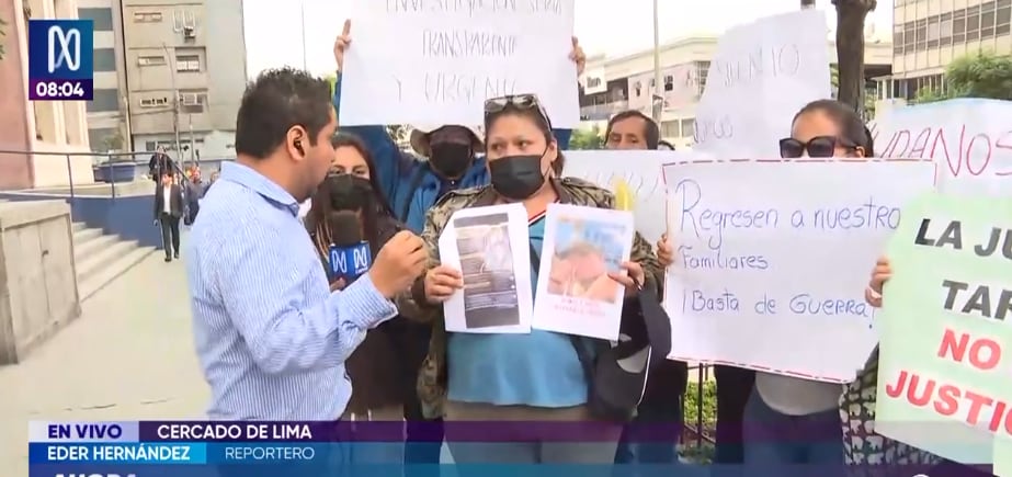 Los familiares acudieron a la Fiscalía de la Nación para solicitar acciones contra una presunta red que habría ofrecido empleos en Rusia y enviado a compatriotas a zonas relacionadas con el conflicto con Ucrania.
