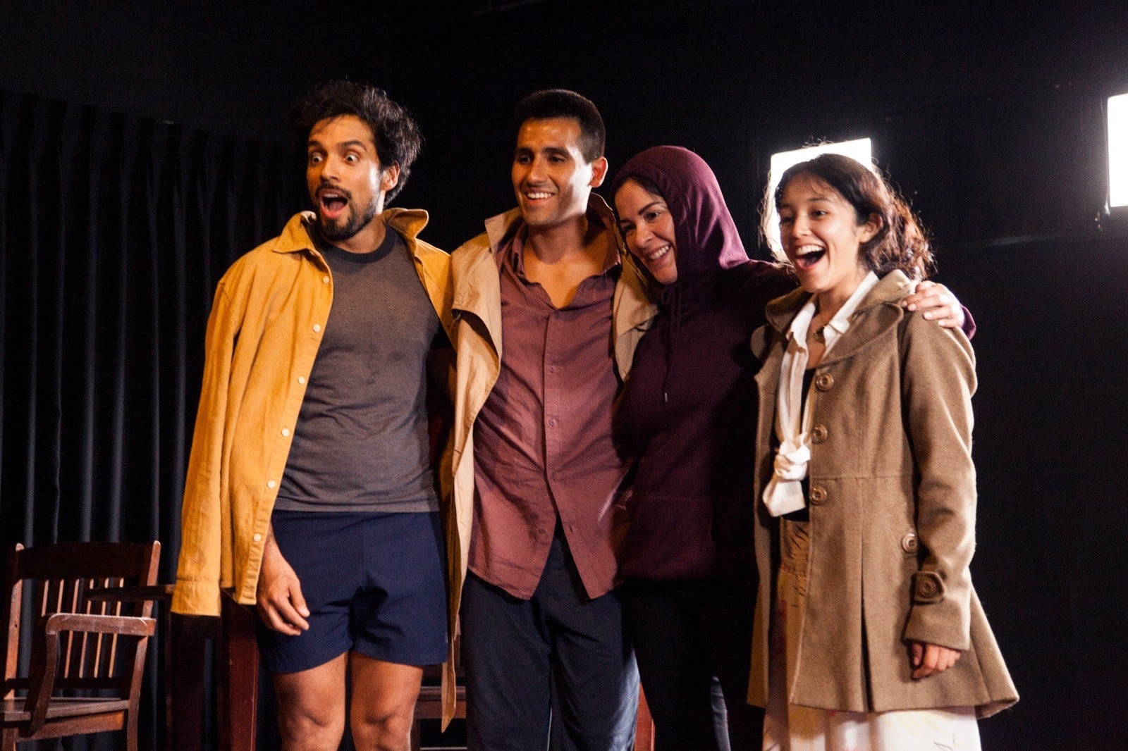 La puesta en escena escrita por Andrew Bovell aborda los vínculos familiares y los cambios personales, con un elenco encabezado por Mónica Sánchez.