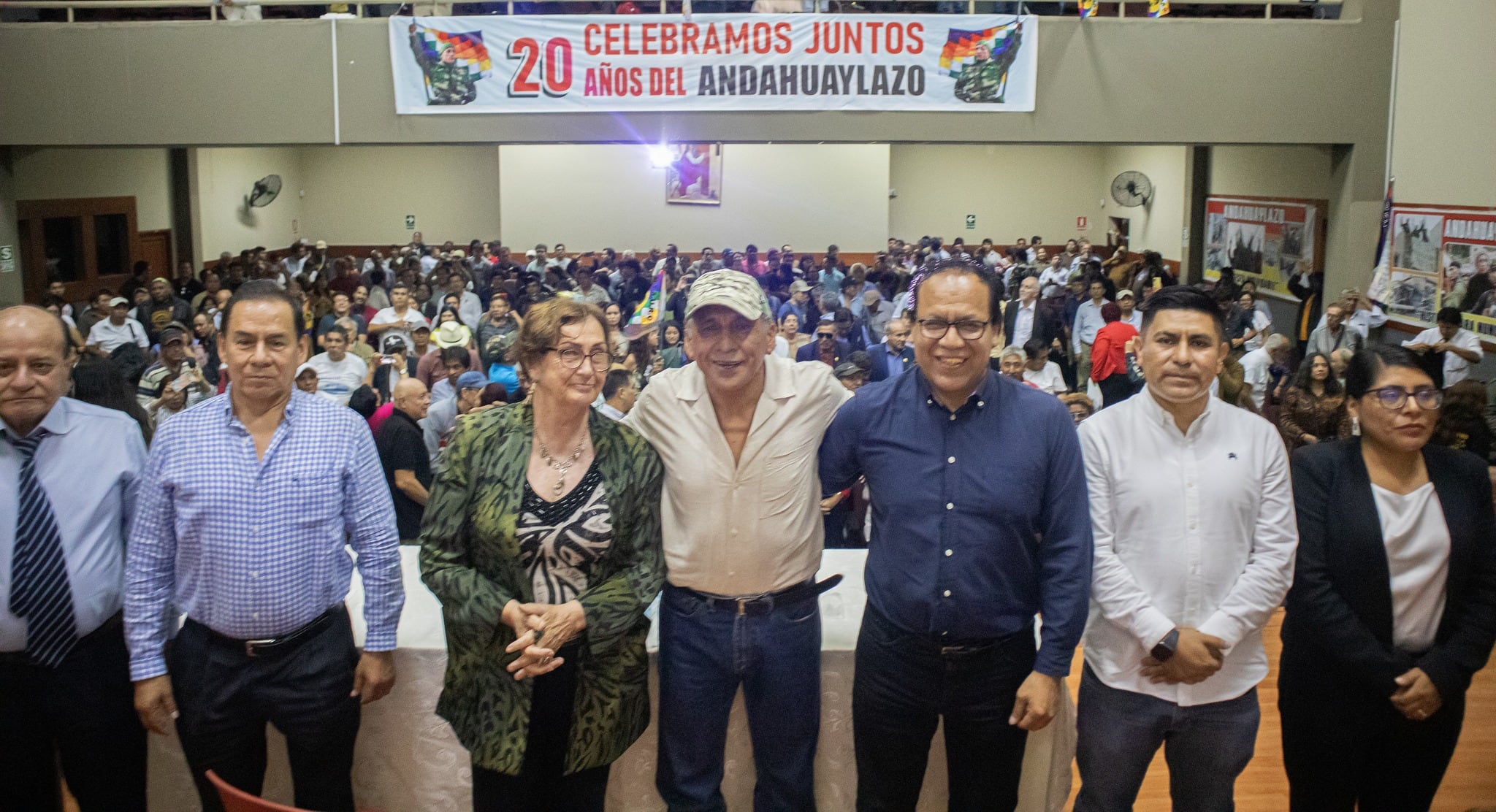 En encuentro por el 'Andahuaylazo', Antauro Humala se reunió junto a congresistas, entre ellos, Roberto Sánchez. (Foto: Facebook)