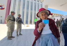 Anciana de 91 años, 10 hijos, 25 nietos y 10 bisnietos acude a acude a votar