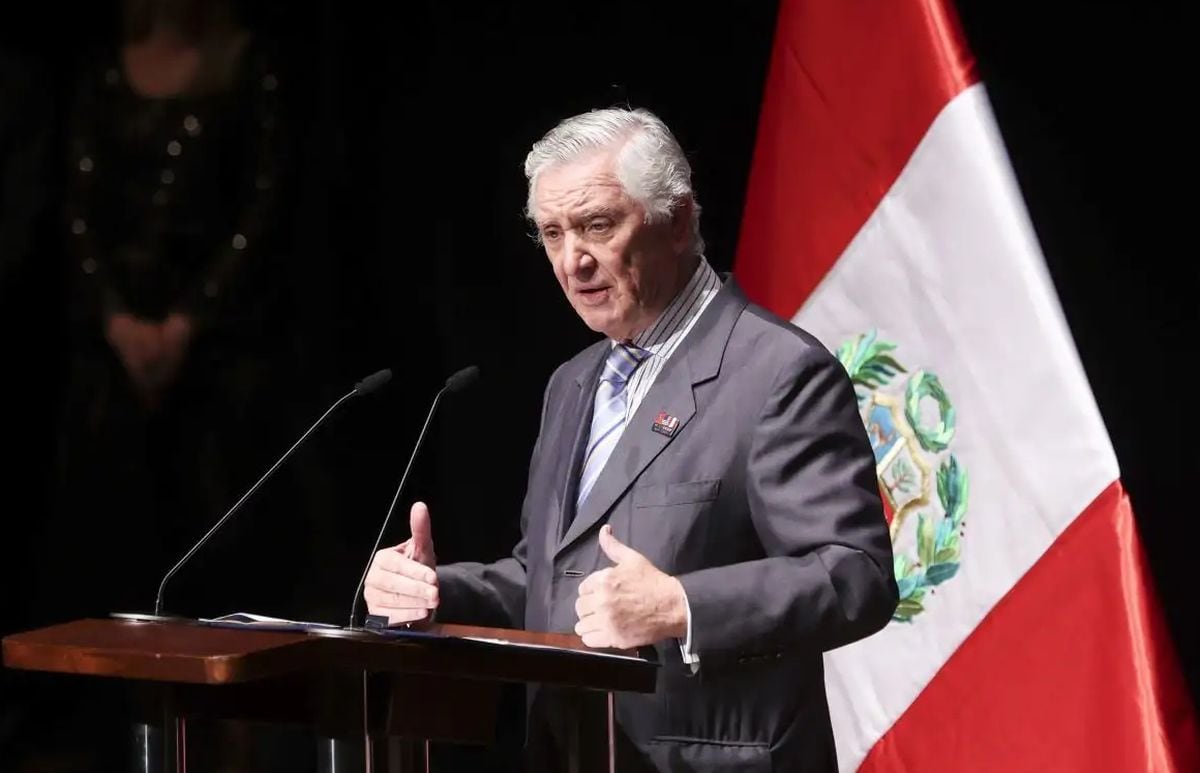 Carlos Pareja aseguró que tomarán medidas para garantizar el voto en el extranjero. (Foto: Andina)