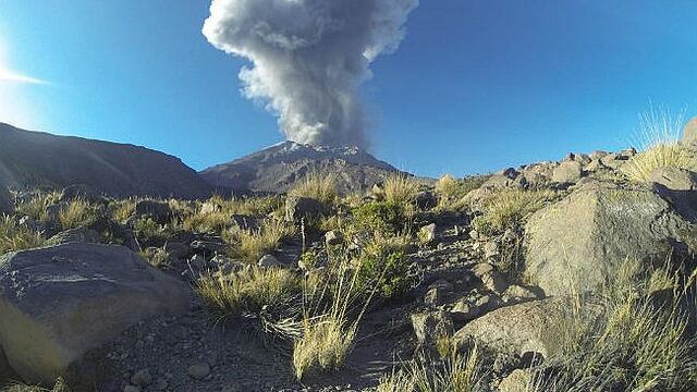 Erupción del Sabancaya durará años