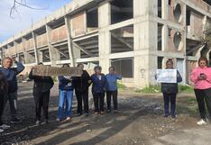 Protesta en Arequipa: Vecinos de Socabaya exigen demolición de coliseo abandonado