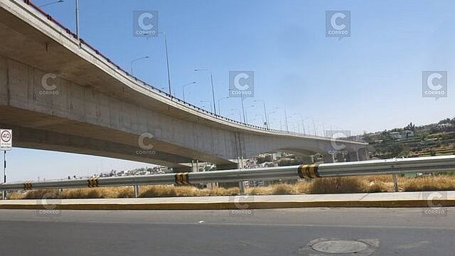 Arequipa: Cuestionan demora  en investigación sobre puente Chilina