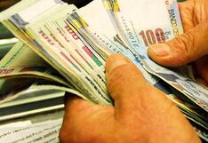 Gobierno oficializa aumentos salariales para trabajadores de seis regímenes del sector público