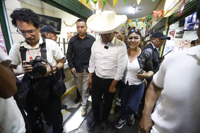 Roberto Sánchez en San Juan de Miraflores (Fotos: Jesús Saucedo/GEC)