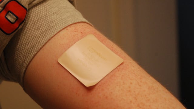 ​Diseñan parche de insulina para diabéticos que podría sustituir a inyecciones