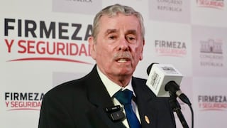 Condenan a Fernando Rospigliosi a 9 meses de prisión suspendida por difamación agravada contra Delia Espinoza