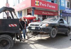 La Libertad: Colectivos y taxis informales fueron llevados a depósito municipal