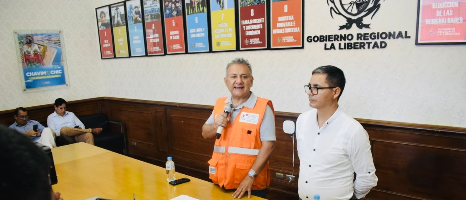 Ever Cadenillas instó a municipios a enfocar su presupuesto, personal técnico y maquinaria en tareas de prevención y mitigación.