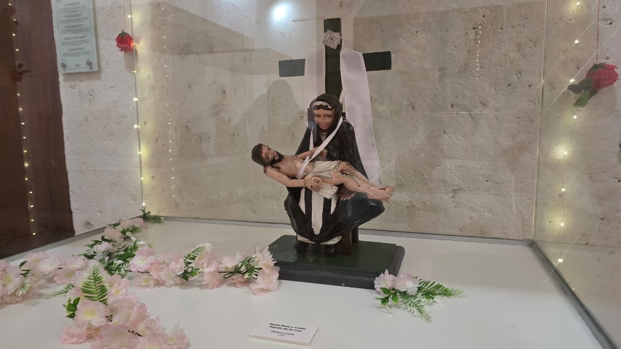 Exposición de arte popular dedicada a Santa Rosa de Lima en el Monasterio de Santa Catalina de Arequipa. Foto: GEC.