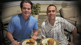 Embajador de EE.UU. bromea sobre el ‘Chifagate’ y publica foto con Jerí: “Cambiando el menú”